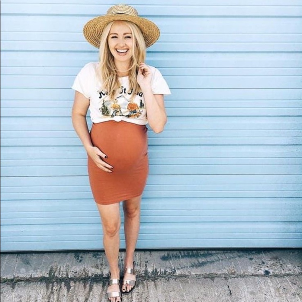 MATERNITY STYLE MYSTERY BOX (5 items)